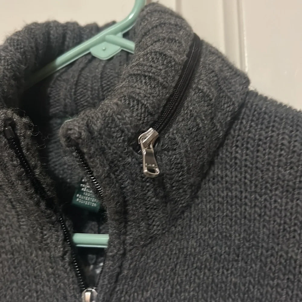 Women’s size medium zipper knit cardigan. - Picture 3 of 4